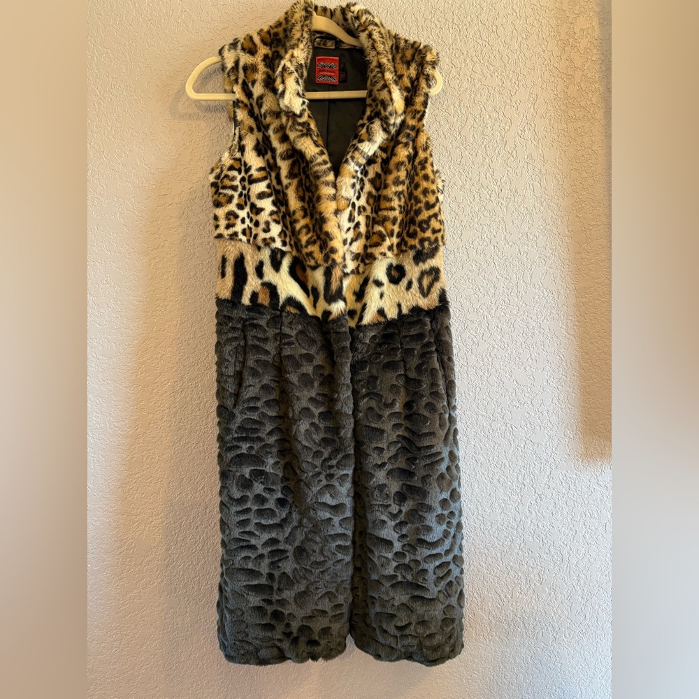 Simon Chang Animal Print Faux Fur Vest